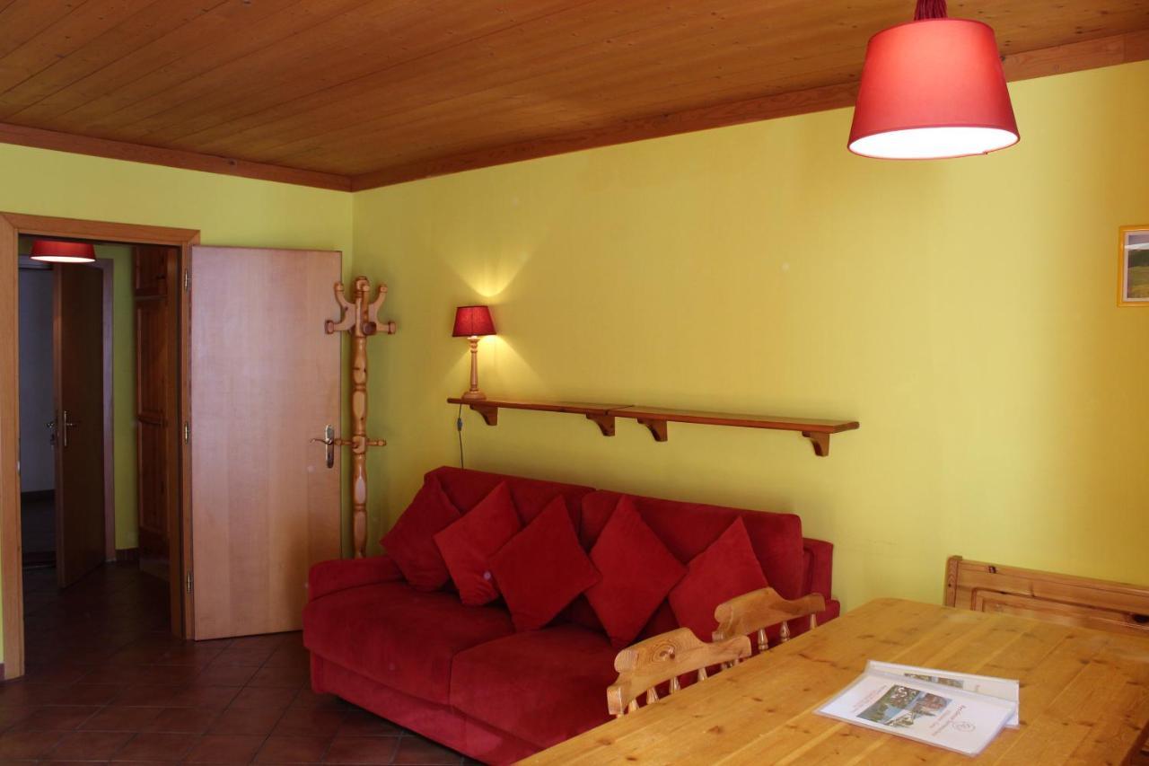 Residenze Sonnenschein Casa Rossa Aparthotel Villabassa Exterior foto