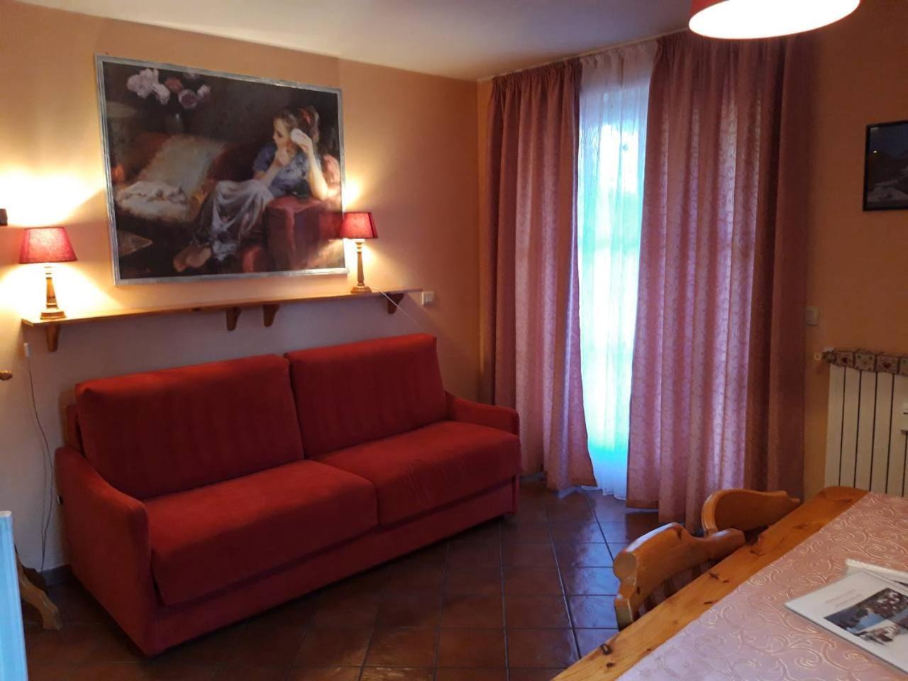 Residenze Sonnenschein Casa Rossa Aparthotel Villabassa Exterior foto